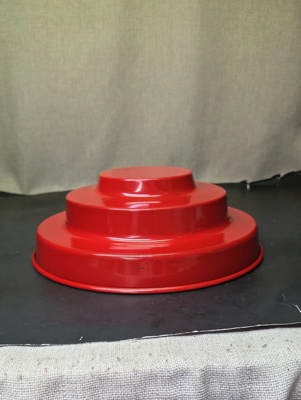 3-Tier cake mold pan red EUC Prime Way Co. Doubles as Devo Energy Dome!